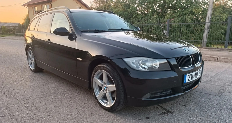 BMW Seria 3 cena 18700 przebieg: 275100, rok produkcji 2005 z Starachowice małe 121
